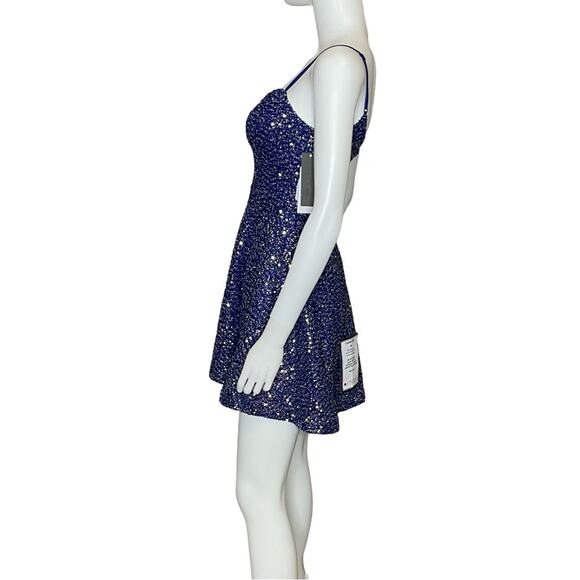 CITY STUDIO Juniors' Sequin Open-Back Fit & Flare Dress Royal Blue Sz 3/4 - Picture 4 of 8
